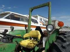 U-1560 John Deere 2030 Tractor