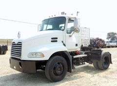 U-1517 2007 Mack CXN612 Truck Tractor