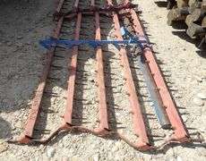 U-1603 Two Section Harrow w/Lead Bar