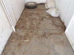 U-1530 1999 Stock Trailer