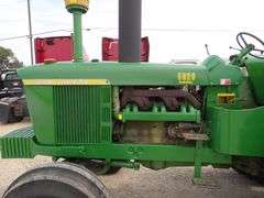 U-1446 John Deere 5020 Tractor