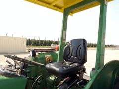U-1500 John Deere 401B Tractor
