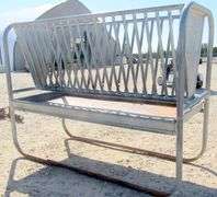 U-1550 Standing Hay Feeder