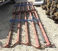 U-1603 Two Section Harrow w/Lead Bar
