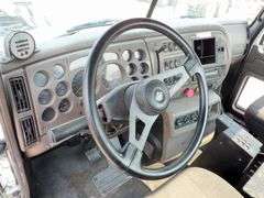 U-1517 2007 Mack CXN612 Truck Tractor