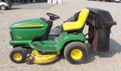 U-1498 John Deere Riding Lawn Mower
