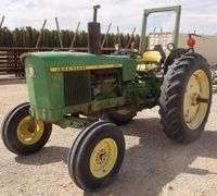 U-1560 John Deere 2030 Tractor