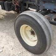 U-1604 New Holland TS90 Tractor