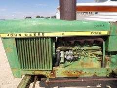 U-1560 John Deere 2030 Tractor