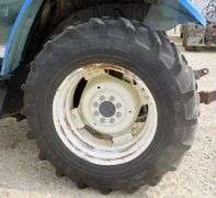 U-1604 New Holland TS90 Tractor