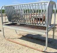 U-1555 Standing Hay Feeder