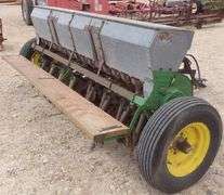 U-1579 Van Brunt Planter 8'