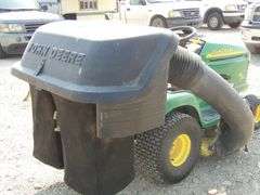 U-1498 John Deere Riding Lawn Mower