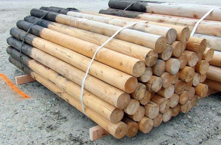 B-111 Wooden Fence Posts
