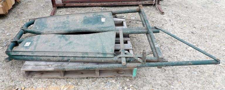 P-820  Head Catch