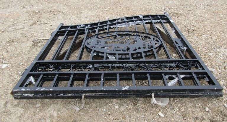 P-846  Entry Gates / One Set