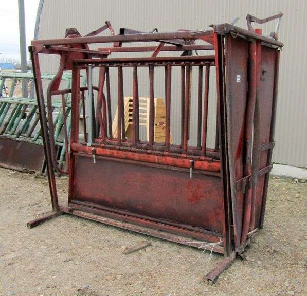 P-773  Squeeze Chute