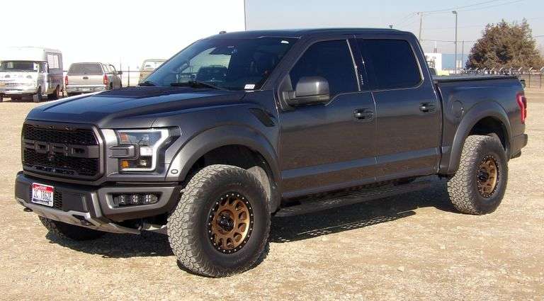 B-130 2018 Ford F150 Raptor 4X4 Pickup