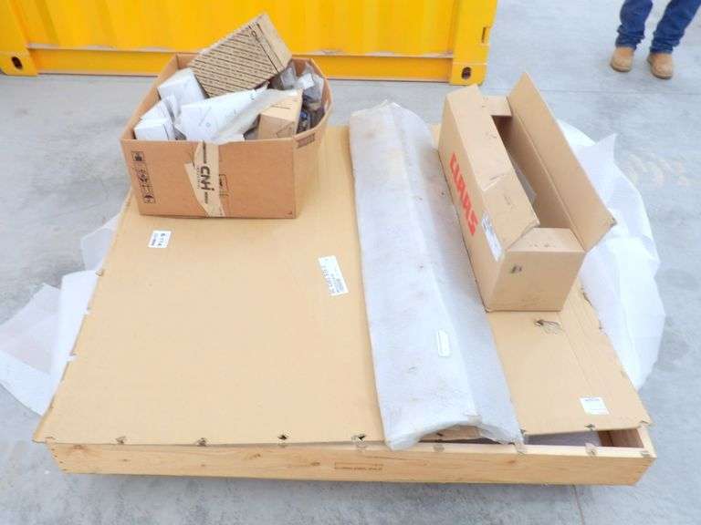 B-114 Claas Tractor Parts