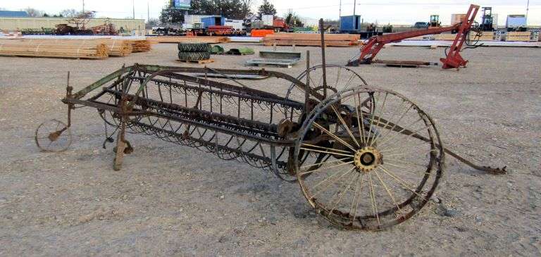P-917  Hay Rake