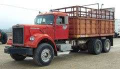 P-755  1976 Western Star Truck Tractor