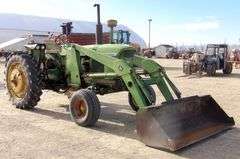 P-906 John Deere 4020 Tractor