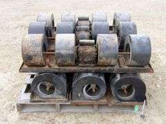 B-194  Squirrel Fans