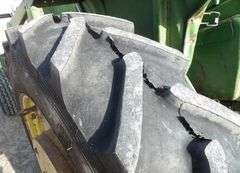 P-906 John Deere 4020 Tractor