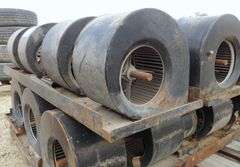 B-194  Squirrel Fans