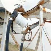 B-102  Fuel Tank + Stand