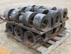 B-194  Squirrel Fans