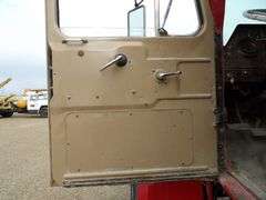 P-755  1976 Western Star Truck Tractor