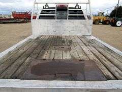 P-835 2010 Toyota Tundra 4x4 Flatbed Pickup