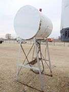 B-102  Fuel Tank + Stand