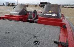 P-699 1990 Stratos 285 All Pro Silverstar 18' Boat