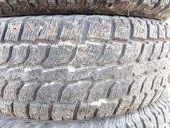 B-192  Wintercat Studded Tires (4)
