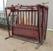 P-773  Squeeze Chute