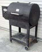 P-902 Colonial Louisiana Grill/Smoker
