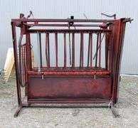 P-773  Squeeze Chute