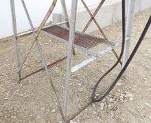 B-102  Fuel Tank + Stand