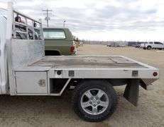P-835 2010 Toyota Tundra 4x4 Flatbed Pickup