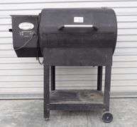 P-902 Colonial Louisiana Grill/Smoker