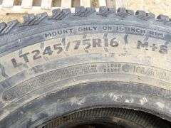 B-192  Wintercat Studded Tires (4)