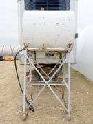 B-102  Fuel Tank + Stand