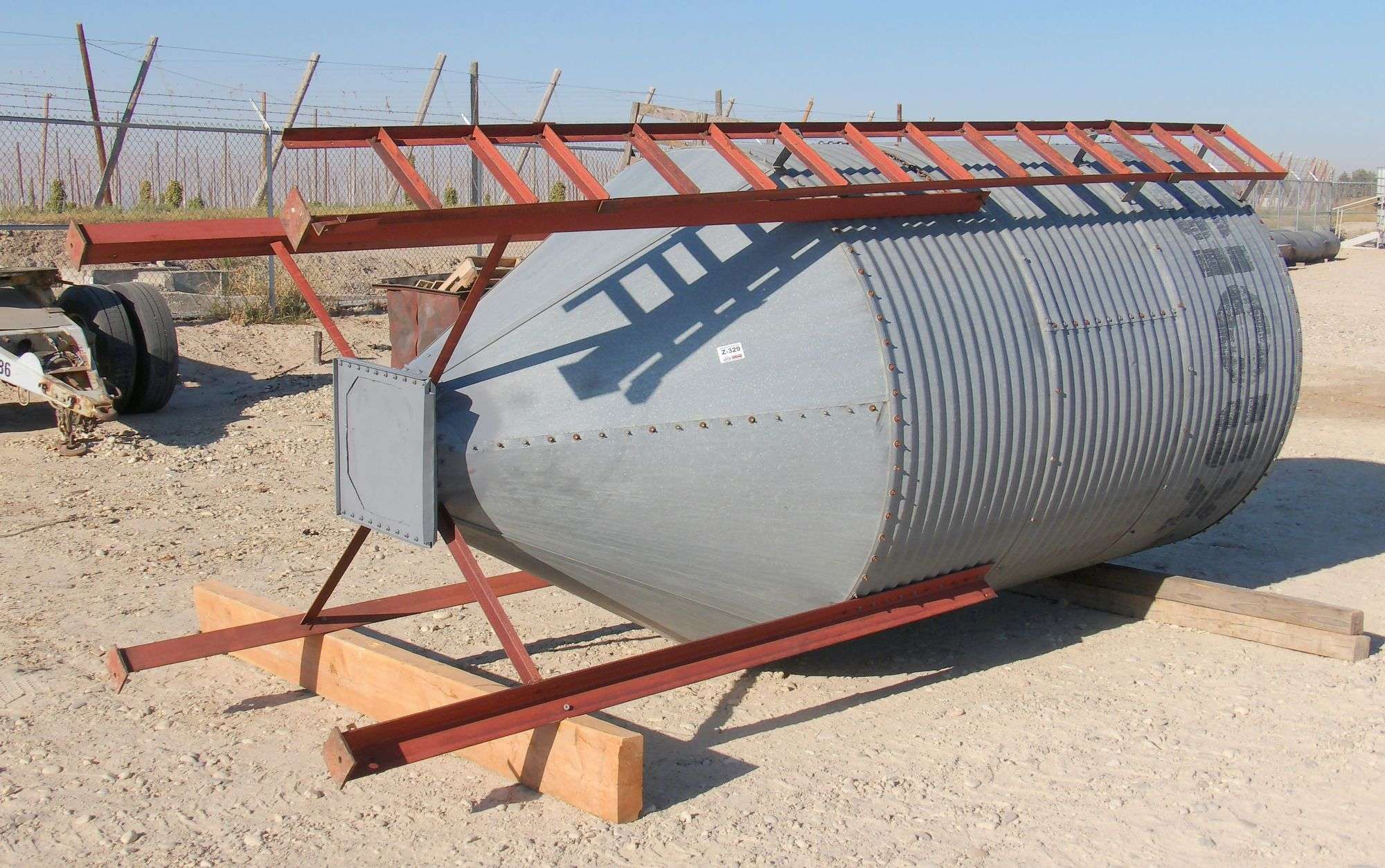 Z-329 Grain Silo