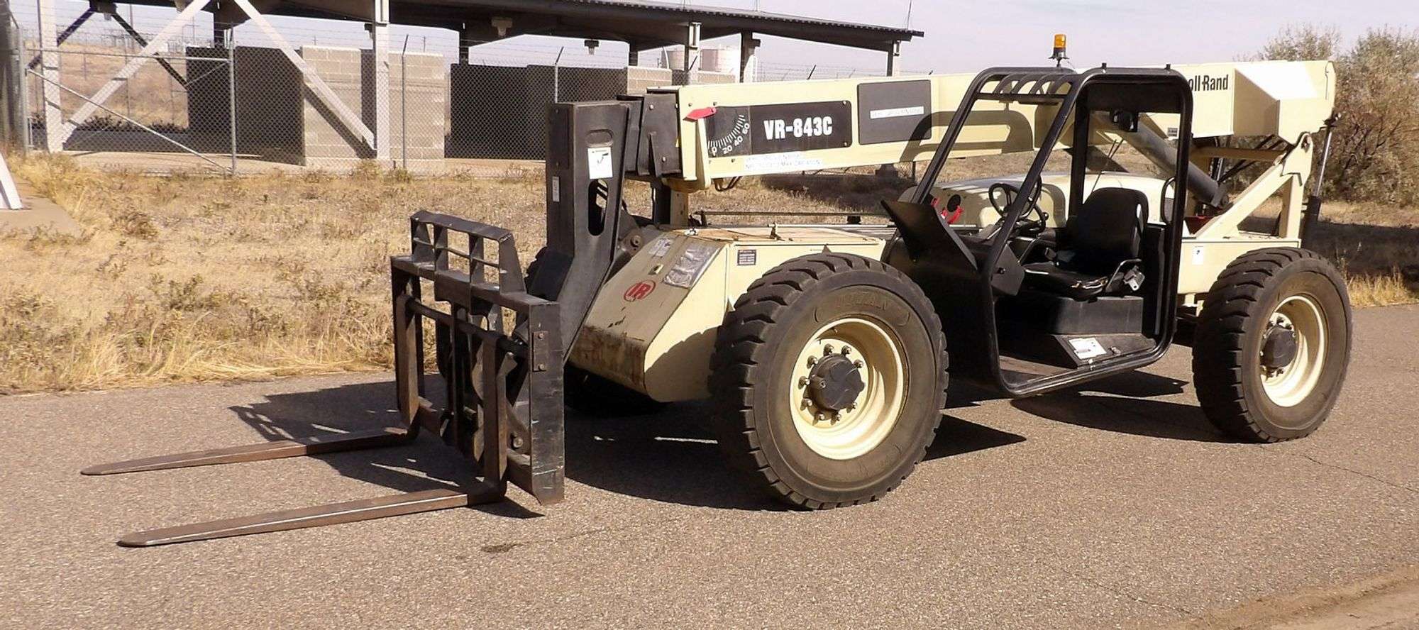 C-844 Ingersoll Rand VR-843C Telehandler