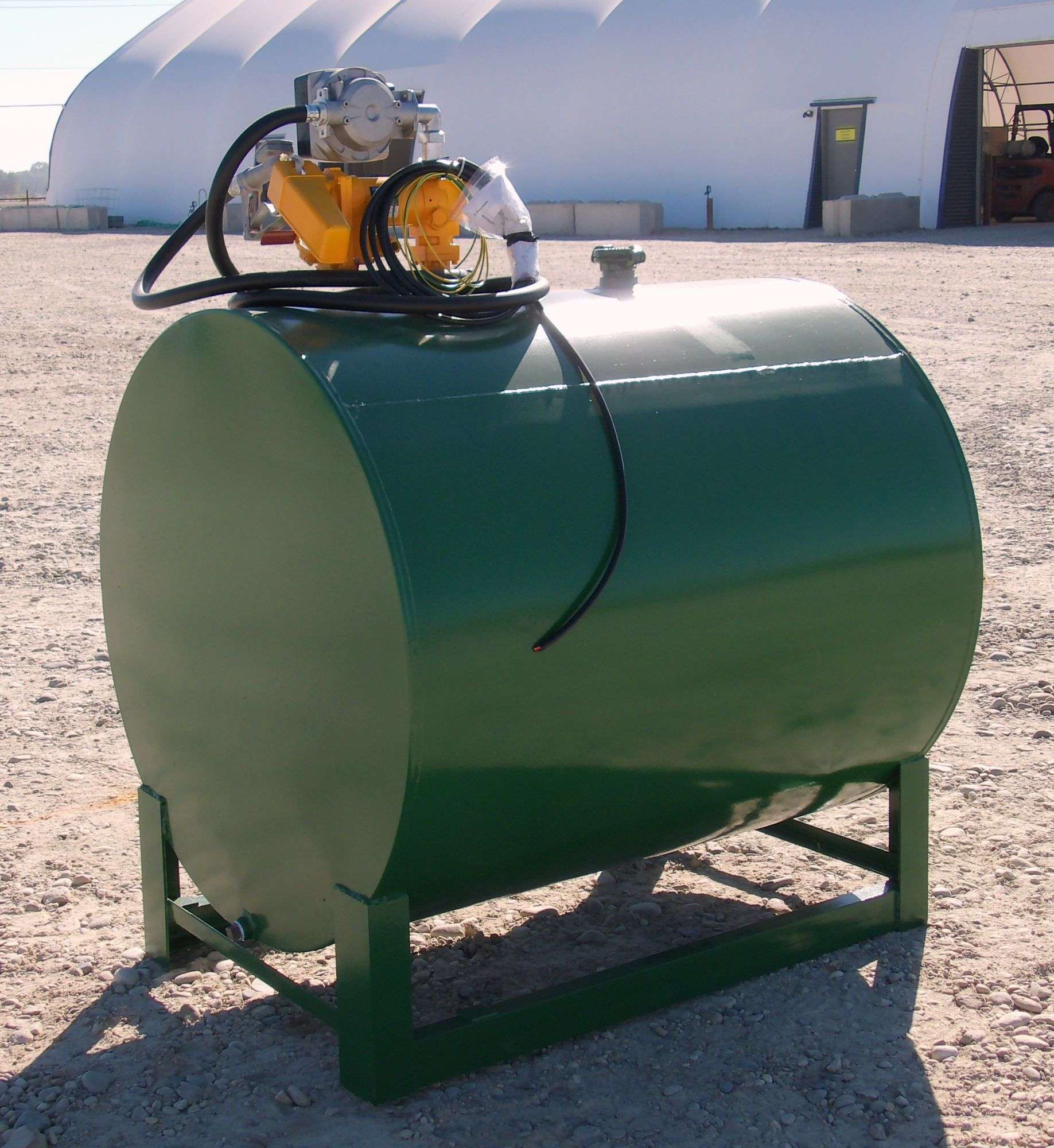 Z-303 Fuel Tank With Pump