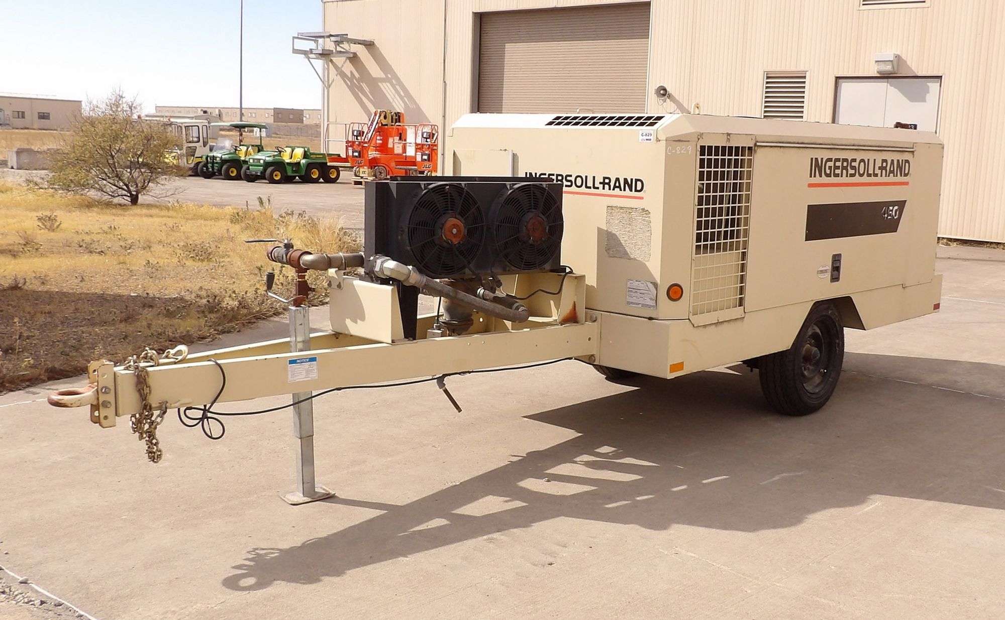 C-829 Ingersoll Rand 450 Air Compressor Trailer