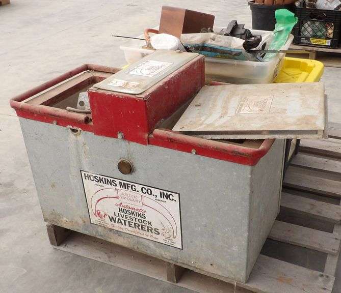 B-664 Double Sided Water Tank & Farm Stock