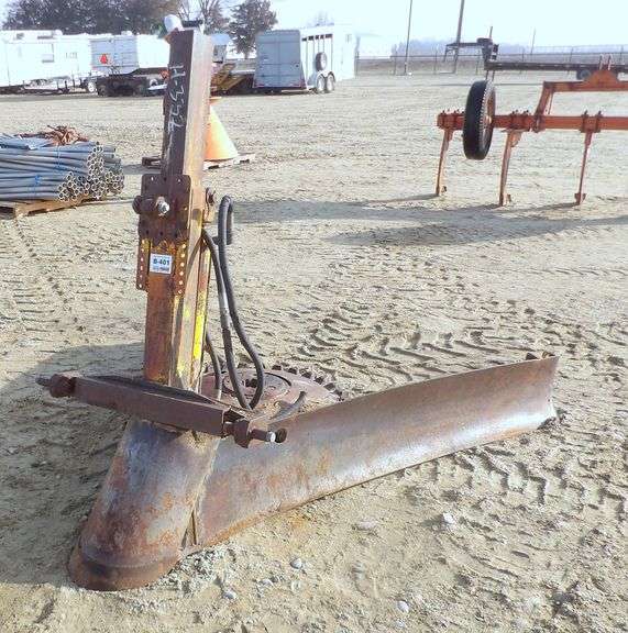 B-401  3-Point V Ditcher